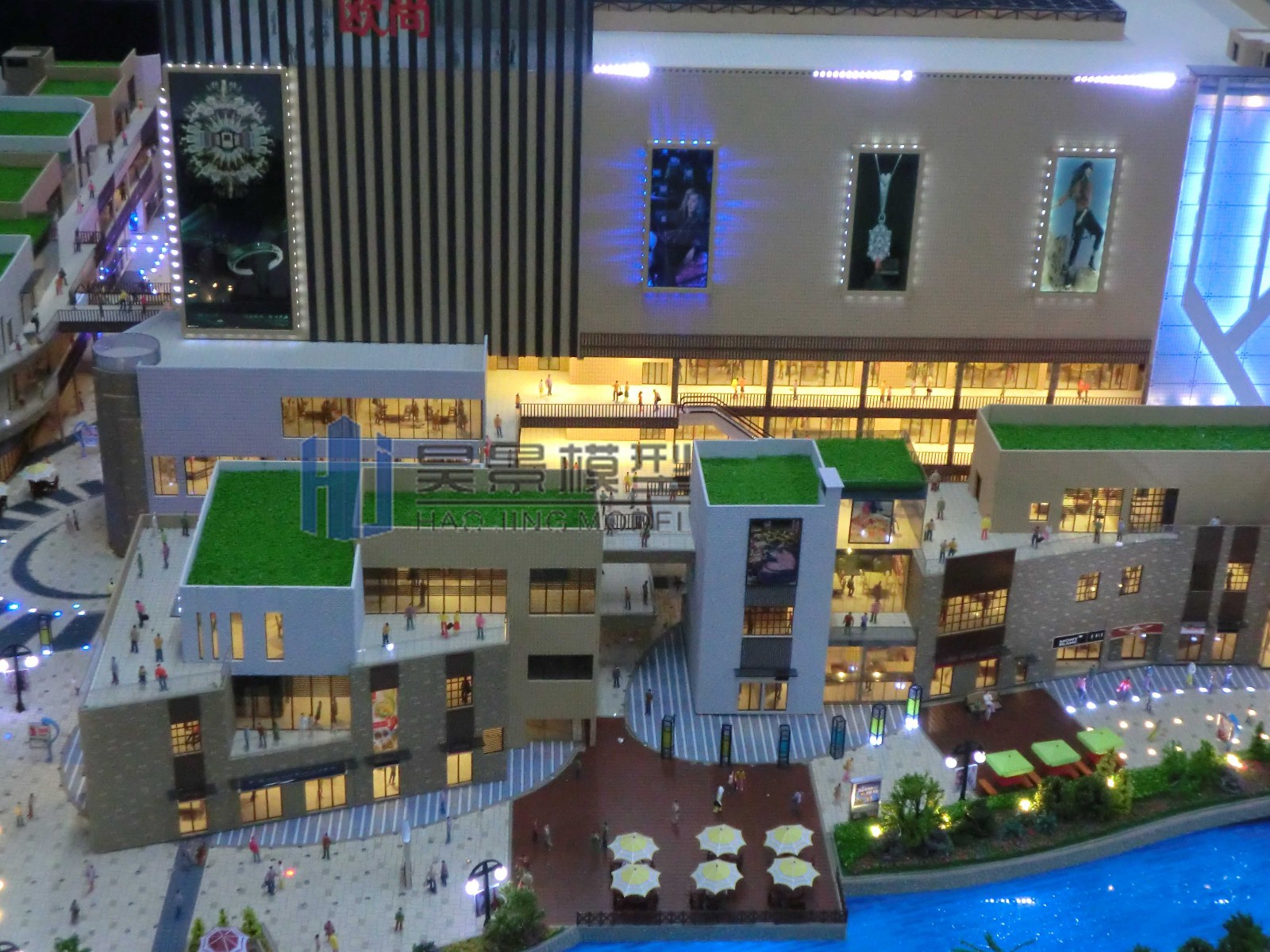 润达商业广场建筑模型